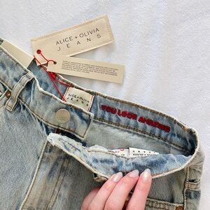 Alice + Olivia jeans brand new with tags🤍🦋